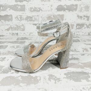 New Journee Collection Idda Silver Embellished Ankle Strap Heeled Sandals V464